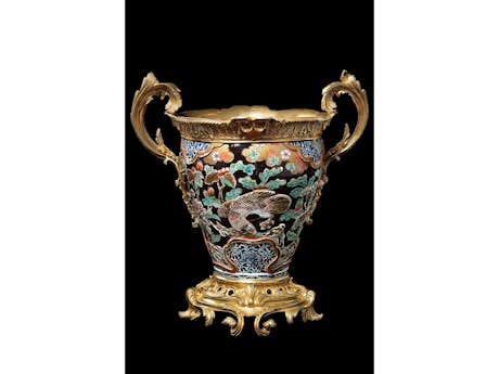 Vase in vergoldeter Bronzemontierung